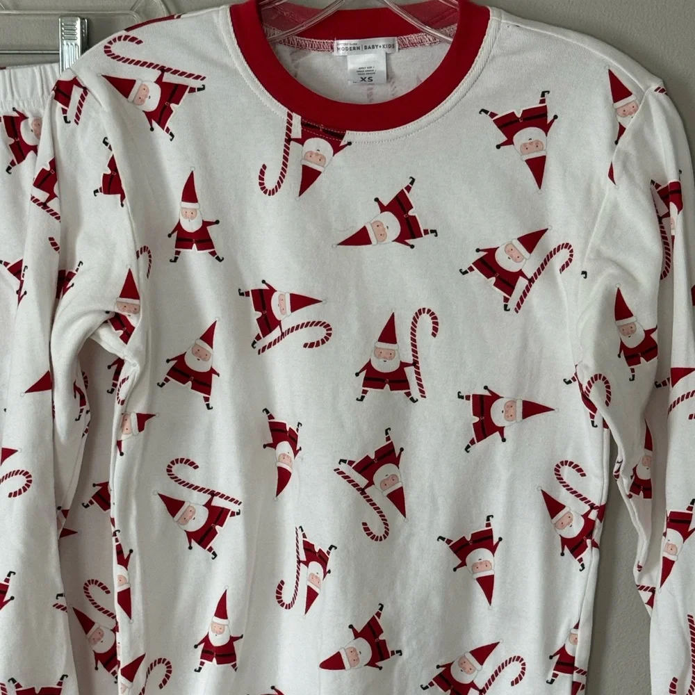 POTTERY BARN KIDS Santa White Red Pajamas Pants Shirt Set Adult XS
